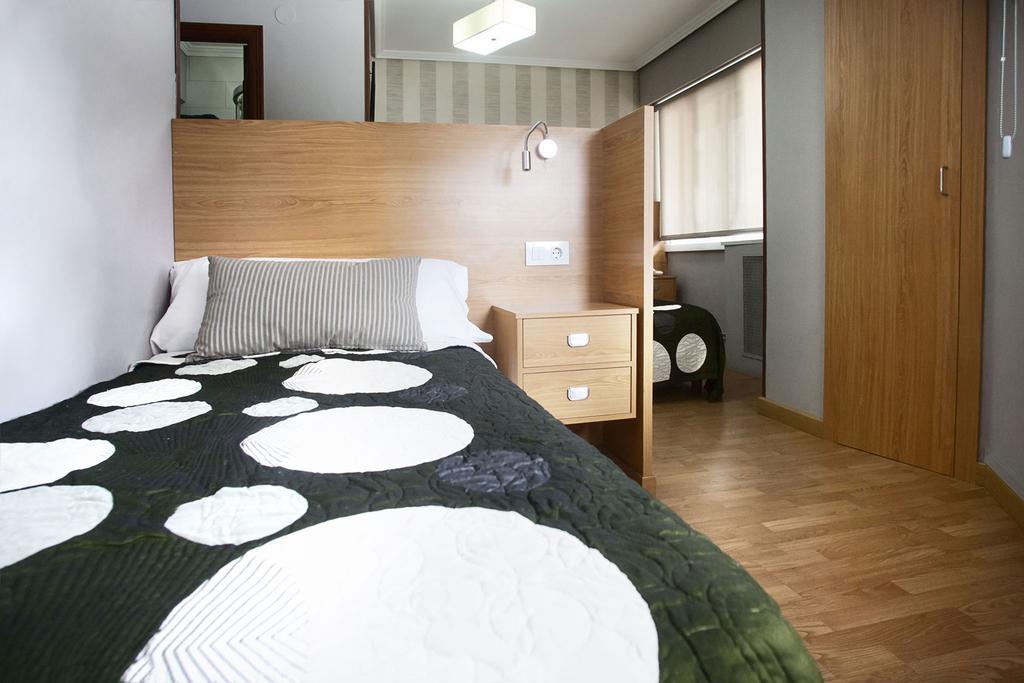 Hostal Crisol A Coruña Dış mekan fotoğraf