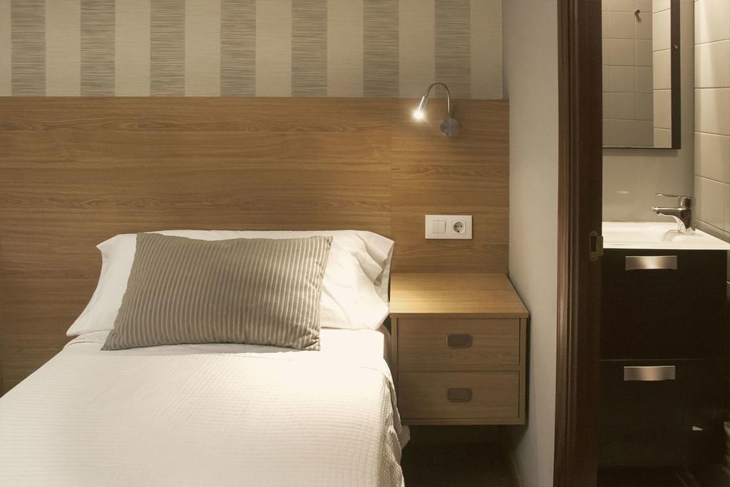 Hostal Crisol A Coruña Dış mekan fotoğraf